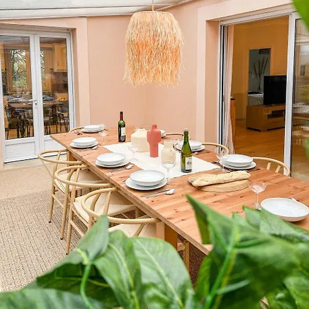 Holiday home Grande Maison Chaleureuse A *