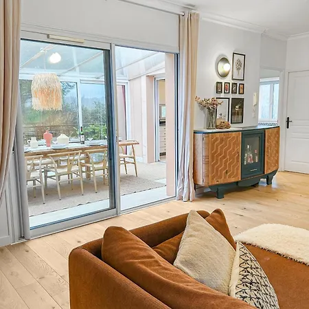 Grande Maison Chaleureuse A