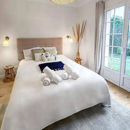 Grande Maison Chaleureuse A