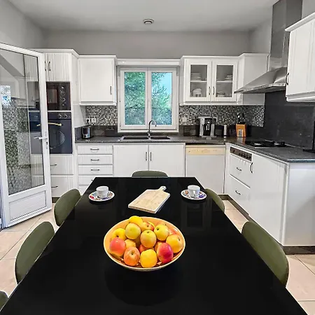 Vakantiehuis Grande Maison Chaleureuse A