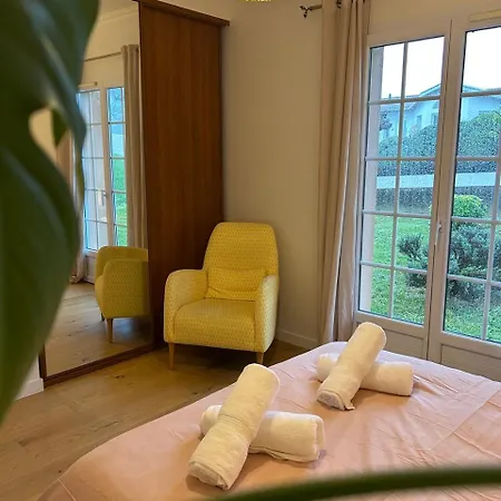 Grande Maison Chaleureuse A Vakantiehuis Bouliac